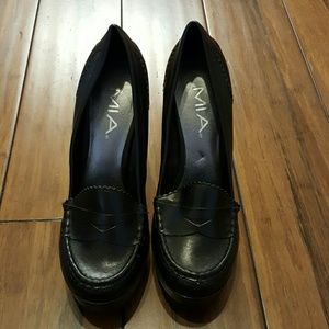 Mia high heel platform shoes